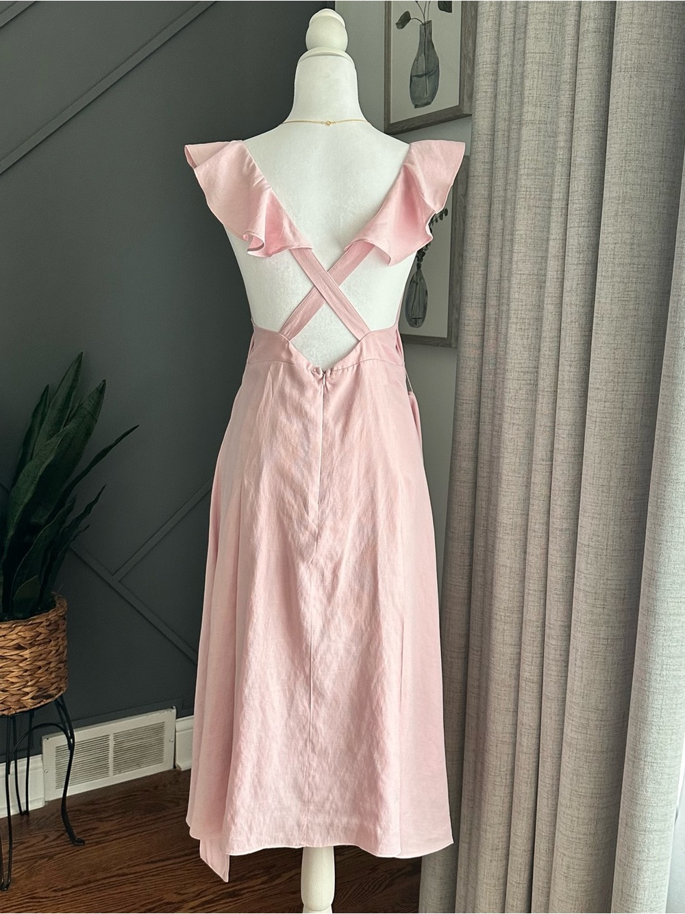 Soft Pink Babdydoll Ruffle-Backless Midi Dress